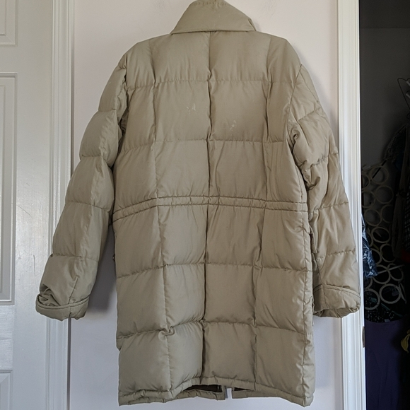 Field & Stream Authentic Down and Waterfowl Feather Puffer Coat - Picture 2 of 11